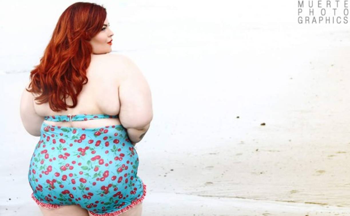 Tess Munster, talla 54, se ha convertido en una defensora de las mujeres que visten más allá de las tallas convencionales y acaba de fichar por Milk Management, una de las agencias de modelos más importantes del mundo.
