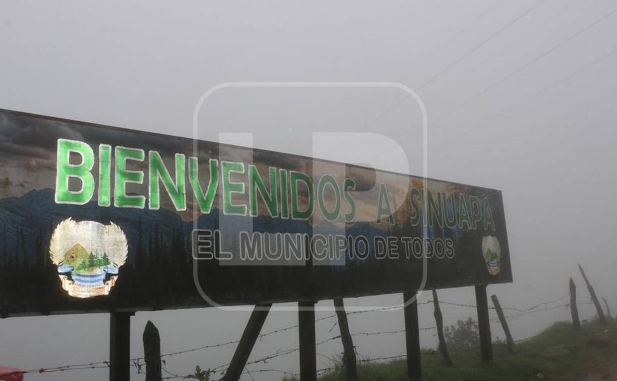 Los vecinos de Ocotepeque contaron que desde ayer comenzaron a descender las temperaturas y esta madrugada se registraron temperaturas de 10 grados y durante el día 13 grados.