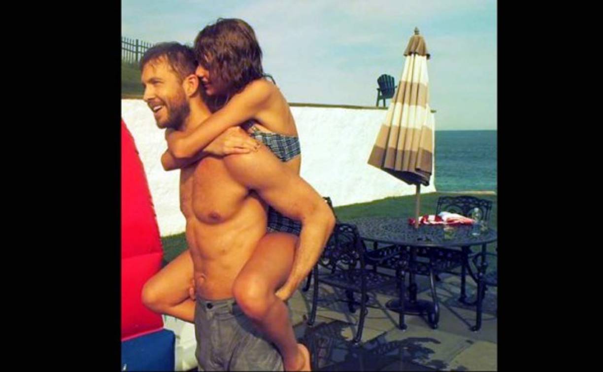 Taylor Swift compartió con sus seguidores una fotografía al lado de Calvin Harris, con quien festejó la Independencia estadounidense.