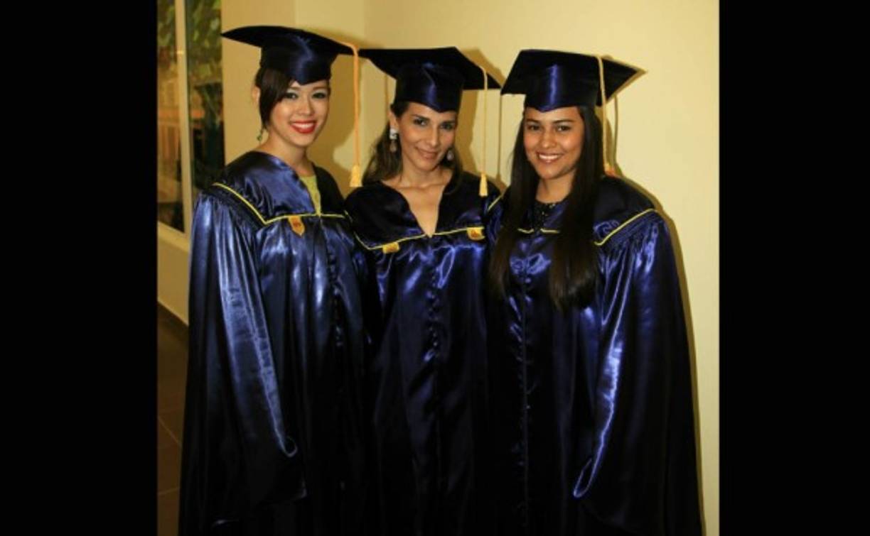 Ana Lucía López, Karla Galeano y Yessica Altamirano.