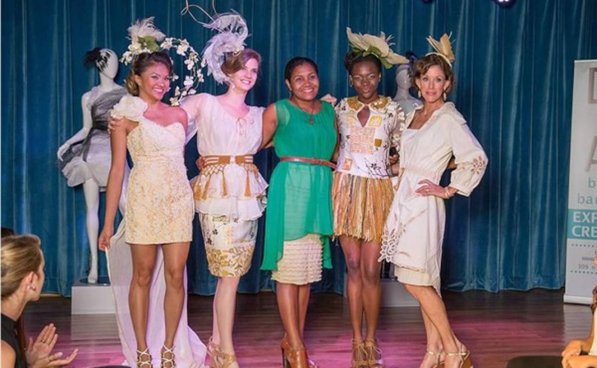 Pasarela de fantasía, colección titulada 'Historias del viejo mundo', en la ciudad de París, Kentucky, EUA. Foto de Bob McKinley.
