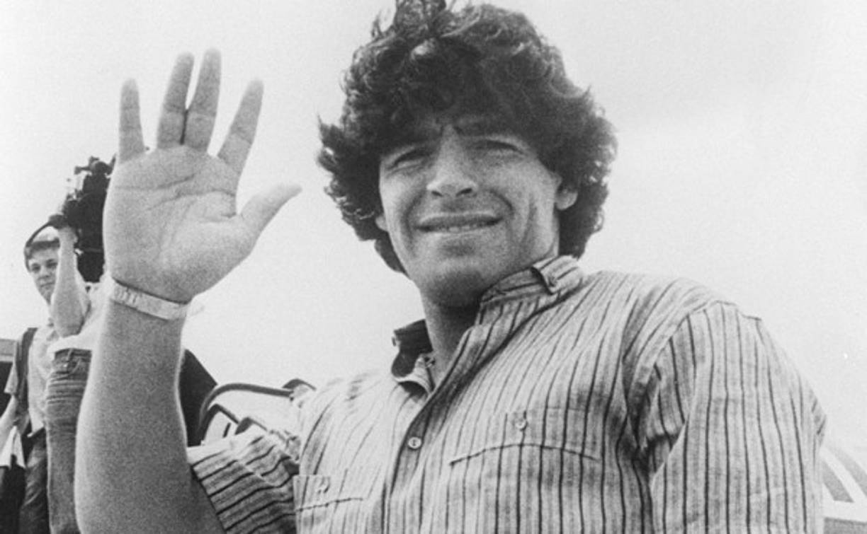 También recibió múltiples reconocimientos, condujo su propio programa de televisión y coqueteó con la muerte varias veces, hasta que esta lo venció.