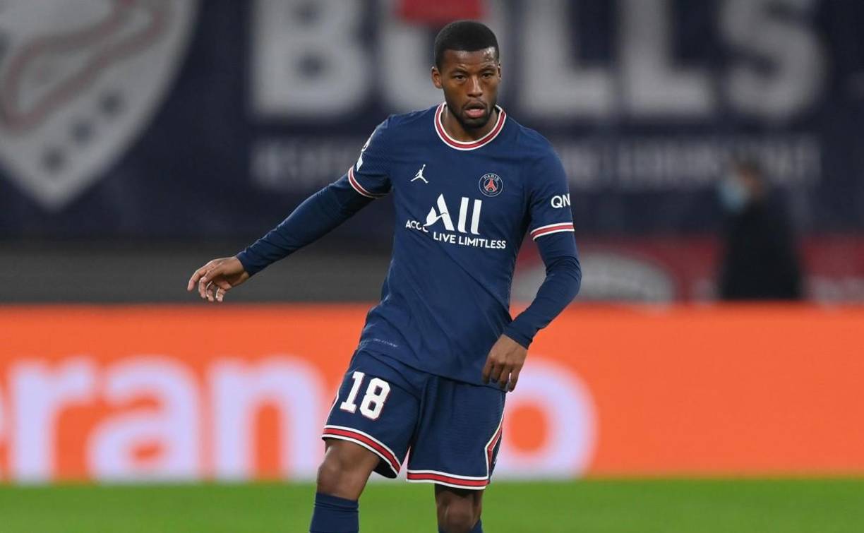 Georginio Wijnaldum - El centrocampista neerlandés vuelve al PSG tras jugar cedido este último curso en la Roma, donde disputó algo más de mil minutos en 23 partidos en toda la temporada en todas las competiciones, pero sin formar parte del once ideal de Jose Mourinho. Luis Enrique parece que no contará con él.