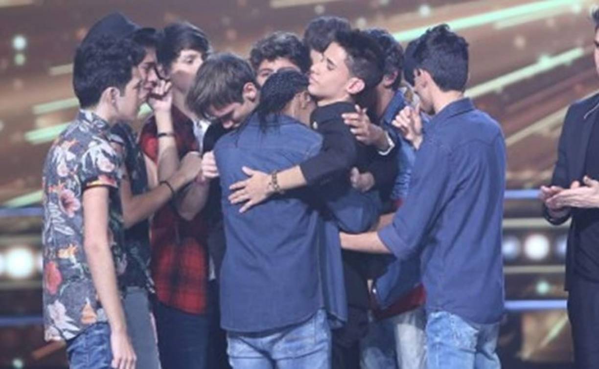 Al final del programa, Joshua estaba desencajado, furioso por ser el primer eliminado.