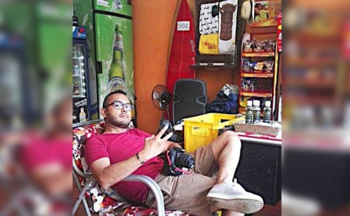 Muy cerca de donde fue hallado su cuerpo, las autoridades encontraron su vehículo.