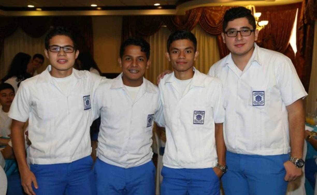 Edwin Guitiérrez, Caleb Chavarría, Kevin López y Edward Castellanos.