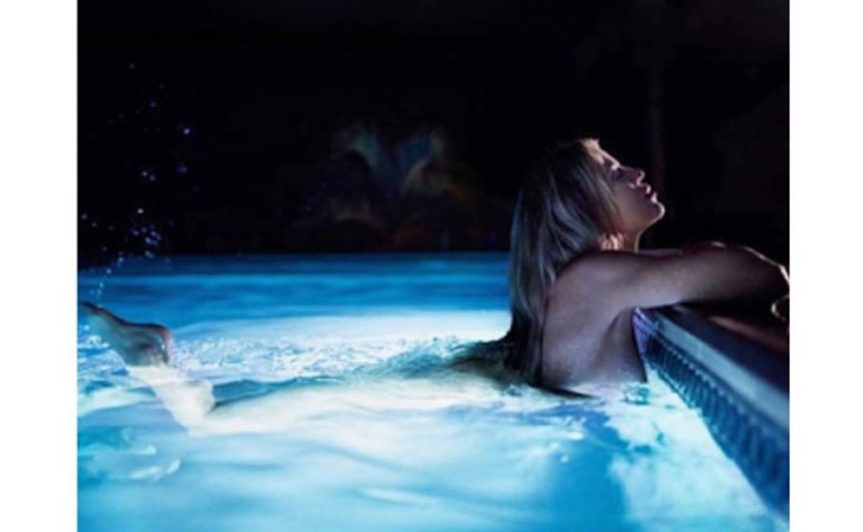 Las fotos dejan poco a la imaginación para beneplácito de sus admiradores.