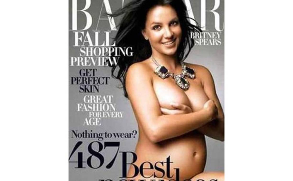 Britney Spears. La cantante de pop se unió a la moda de las embarazadas al desnudo en 2006 posando para Harper's Bazaar.<br/><br/>