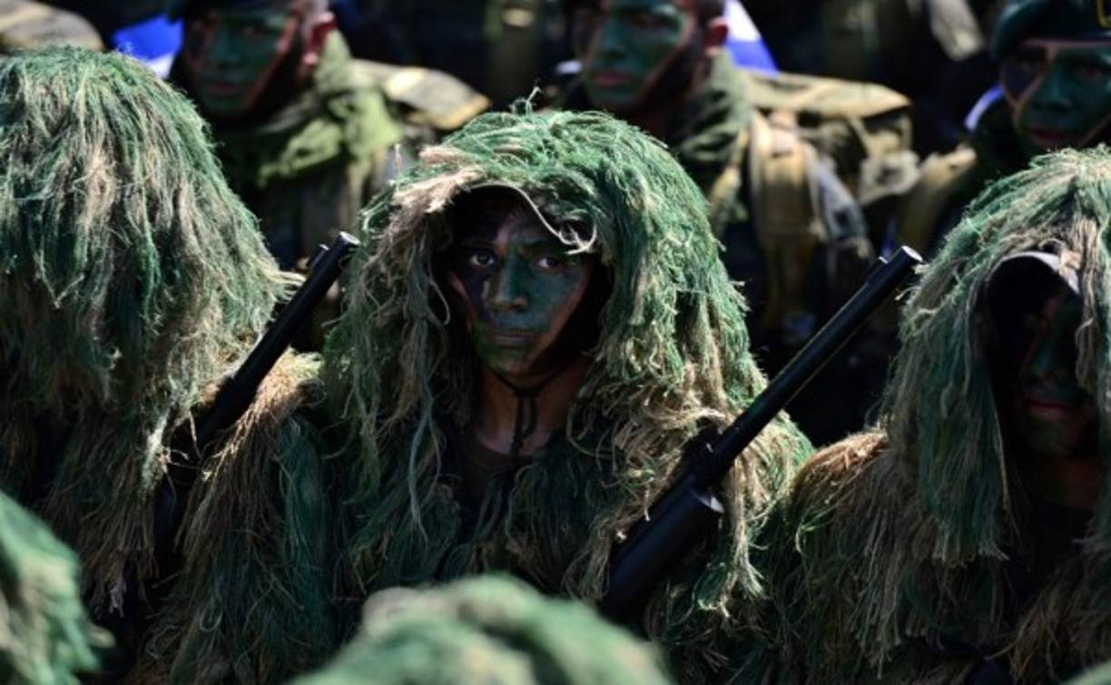 Reservistas, veteranos de guerra, el Batallón de Ingenieros y el Batallón Canino se robaron los aplausos de los miles de espectadores del desfile.