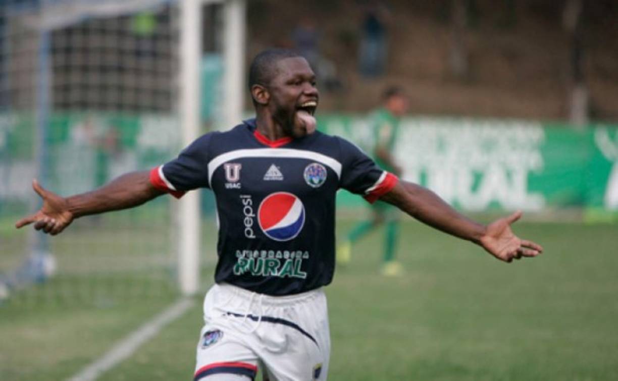 Y un experimentado, Milton Tyson Núñez puede volver a la Liga Nacional ya que podría llegar al Vida como asistente técnico de Carlos Pavón o en otro de los casos como refuerzo en la zona ofensiva.