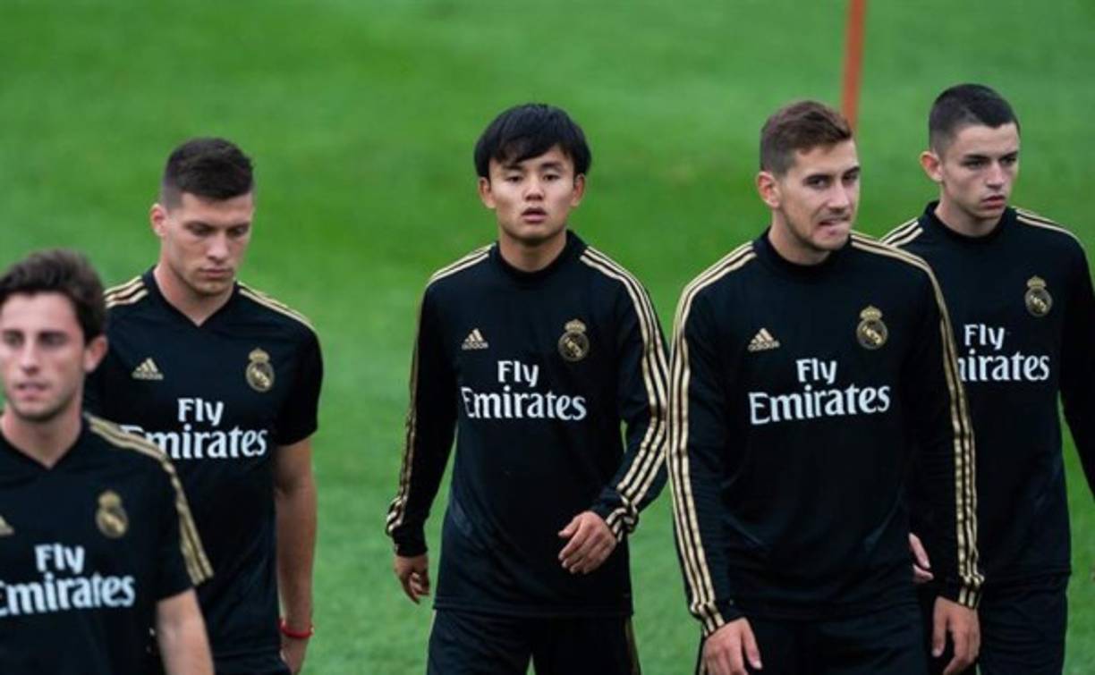 En el entrenamiento se logró ver a varios jugadores de la juvenil. Además estuvo presente el japonés Takefusa Kubo.