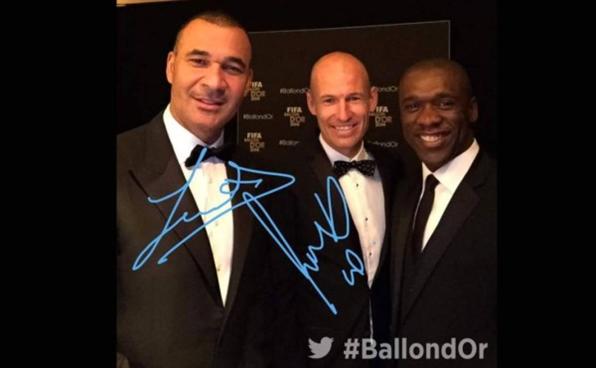 El holandés con Gullit, ArjenRobben y Clarence Seedorf.