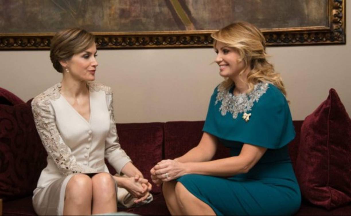 La reina de España compartió con la primera dama de México.