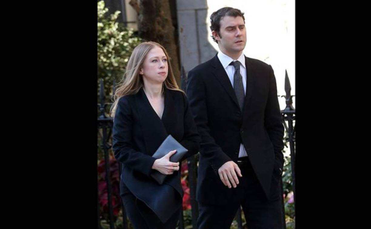 Chelsea Clinton con su esposo Marc Mezvinsky.