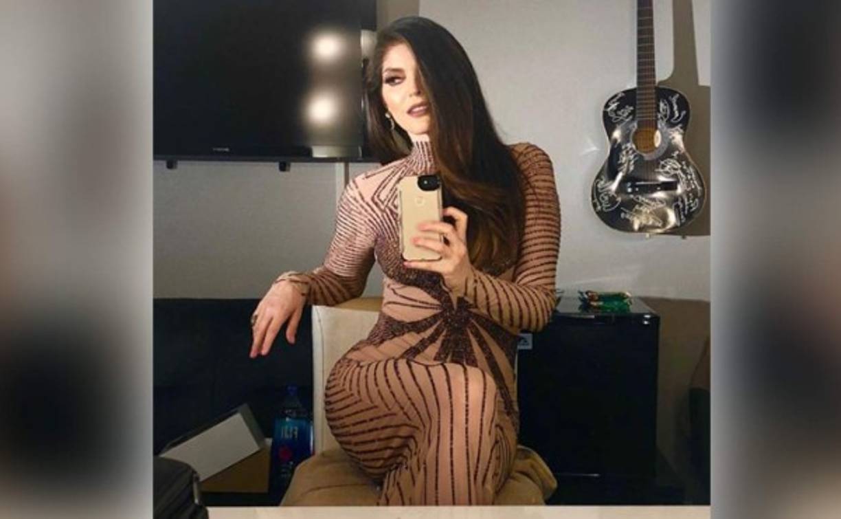 Ana Bárbara se volvió a convertir en el viral del momento después de colgar varias fotografías en sus redes sociales mostrando su escultural figura.