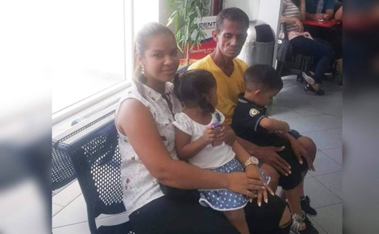 En las redes sociales, la joven expresaba mucho el amor a su familia y sobre todo a su padre que aparentemente había fallecido años atrás.