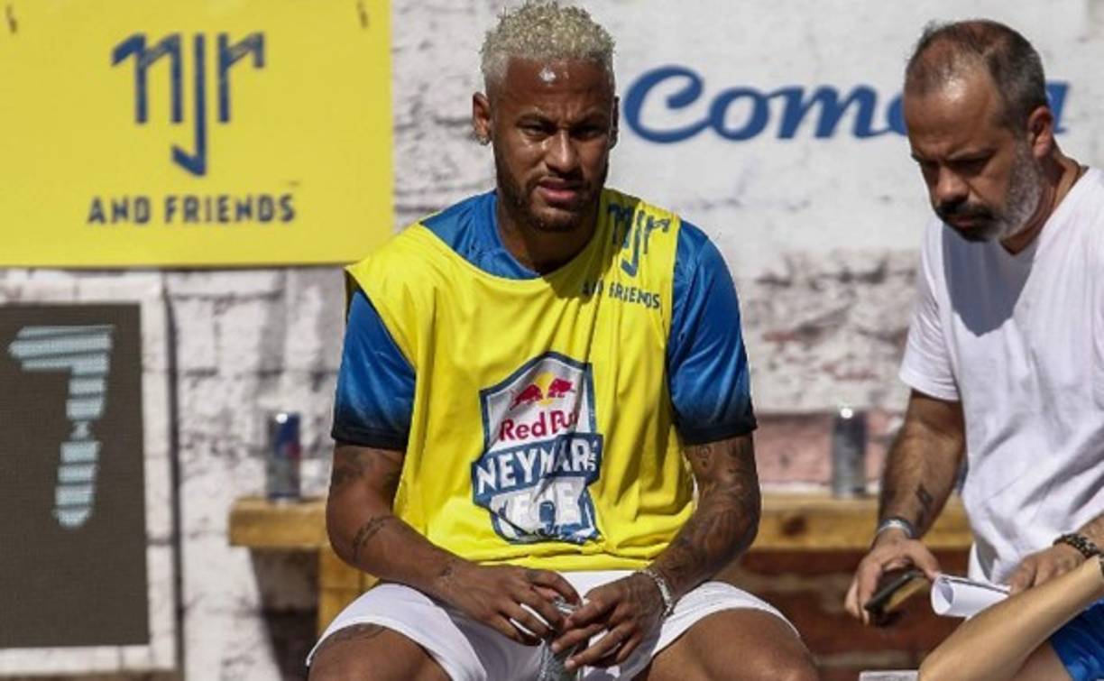 Sin embargo, el crack está topando con la actitud pasiva del FC Barcelona, que no se está moviendo para ficharlo y se mantiene a la expectativa de lo que ocurre con la situación de Ney en la capital francesa pero con solo una hipótesis posible encima de la mesa.