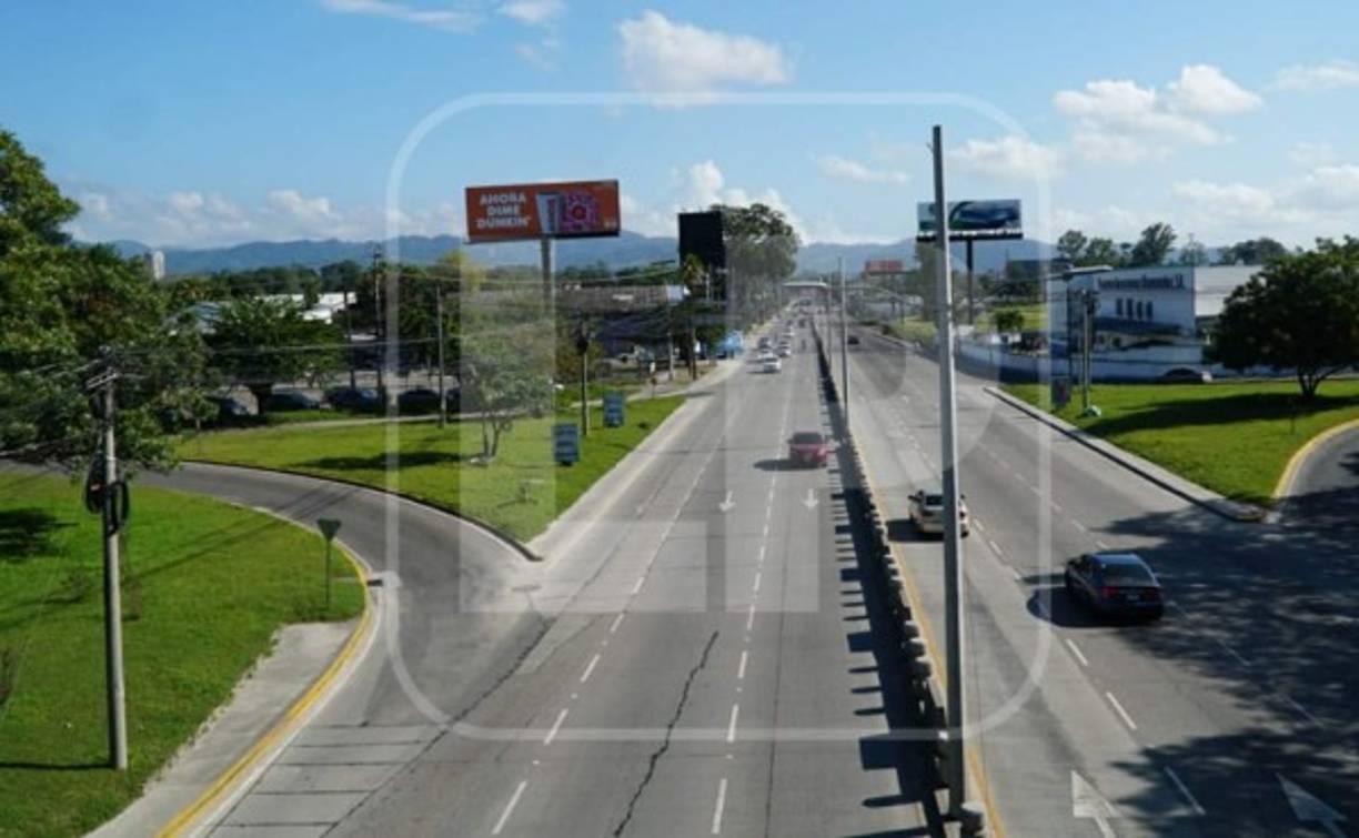 En el bulevar del norte se puede ver cómo la población no ha salido este martes 17 de marzo 2020.