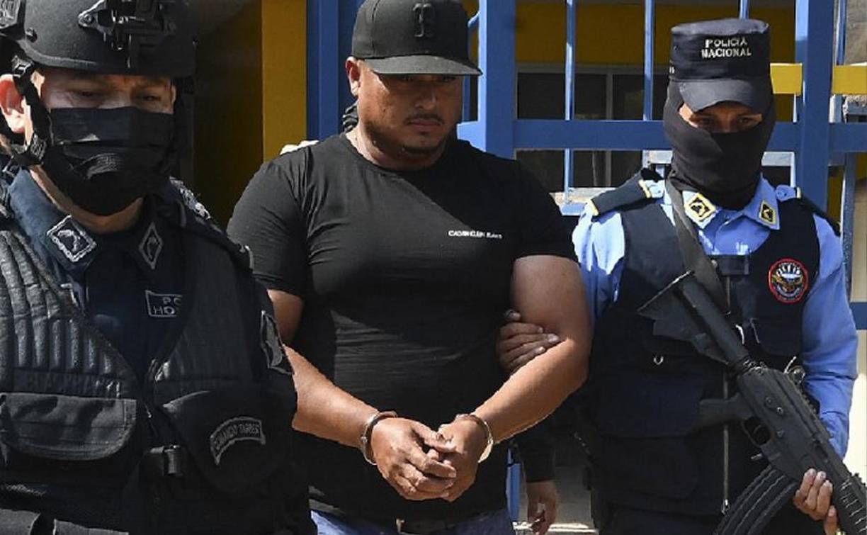 De igual manera se relaciona con la erradicación realizada en fecha 22 de mayo de 2017 de una plantación de arbustos de coca ubicada en una zona montañosa del municipio de Esquipulas del Norte, Olancho. 