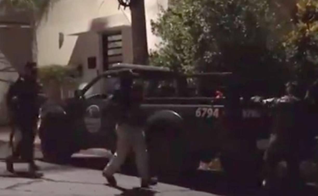 Jorge Galindo, vocero de la Atic, indicó que los acompañantes del sospechoso no fueron detenidos, puesto que no tienen relación con este caso.