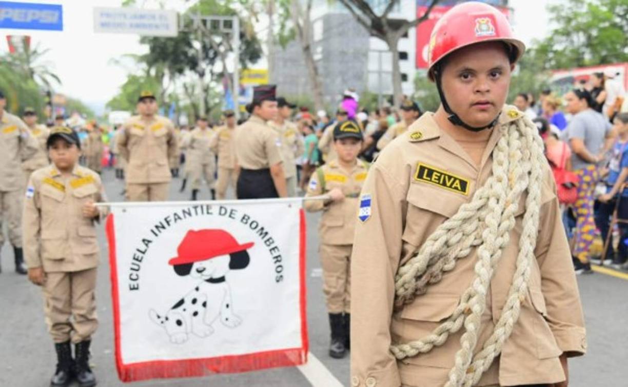 La fiesta de los sampedranos en la Feria Juniana ofrece un amplio espacio a la sociedad de conocer la diversidad que existe como la inclusión social. Este día, los niños y adultos con retos especiales nos recuerdan la manera integral de vida que todos merecemos por igual.