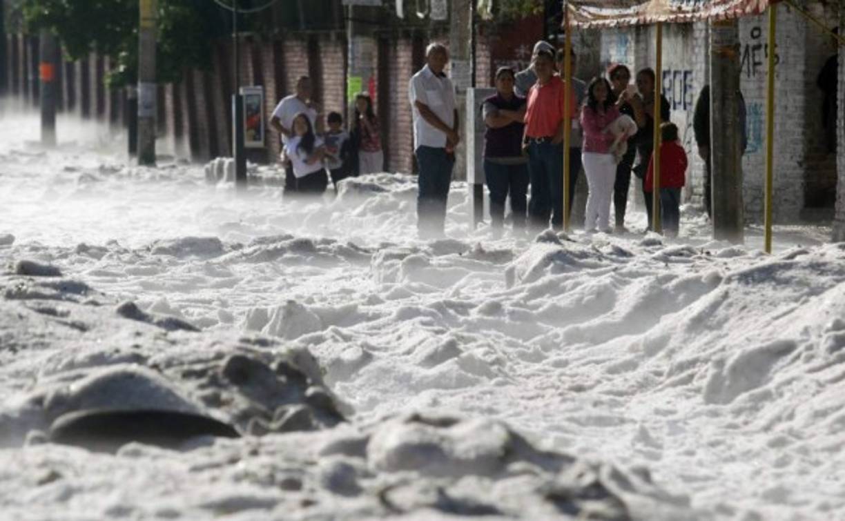 Aunque las granizadas son usuales en esta temporada del año, no se tiene registro de una tan fuerte como la de este domingo.