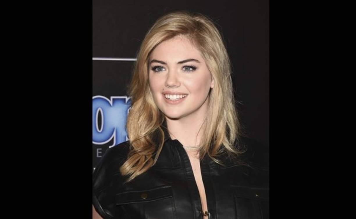 Se presentó a un casting abierto para modelos en 2008, donde fue contratada por la agencia Elite Models inmediatamente.