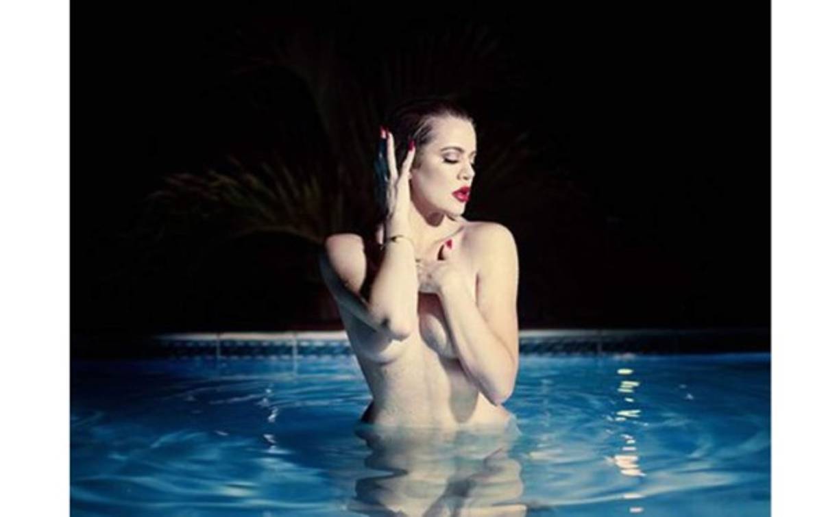 Las fotos dejan poco a la imaginación para beneplácito de sus admiradores.