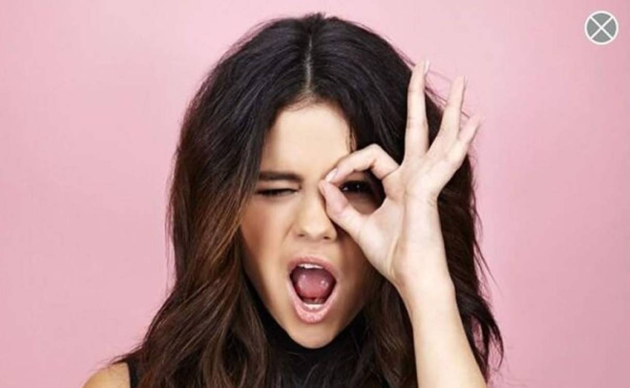 Mariposas: ya sea en forma de tatuaje o como complemento, hacen referencia directa al Proyecto Mk-Ultra Monarca.