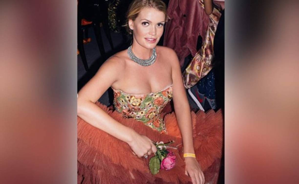 Aunque las duquesas de Cambridge y Sussex son sin duda los miembros de la familia real británica que acaparan todas las miradas en sus apariciones públicas por sus estilos opuestos -uno más clásico y otro directamente importado de Hollywood para revolucionar el estricto protocolo-, desde el pasado mes de mayo otra royal ha conseguido robarles parte del protagonismo.