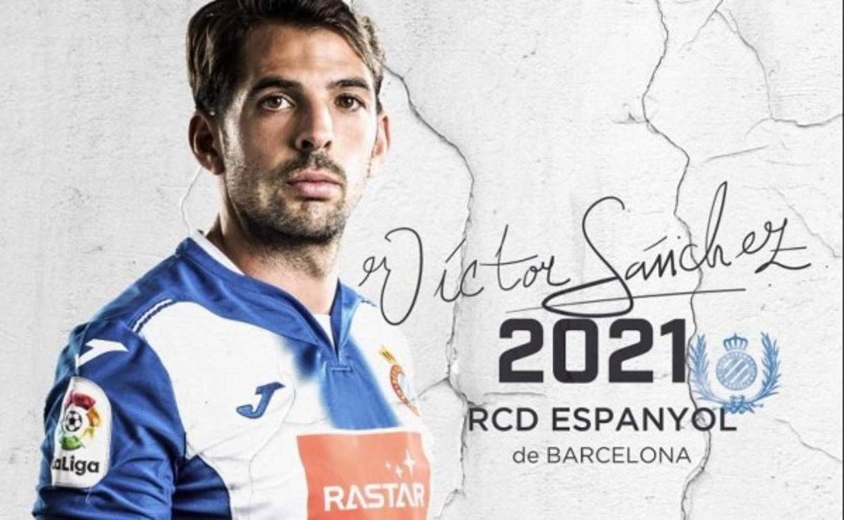 Víctor Sánchez celebra su renovación con el Espanyol hasta 2021. 'Feliz, no hay más. Deseando devolver todo el cariño recibido en forma de trabajo. Mil gracias', escribió en las redes sociales.