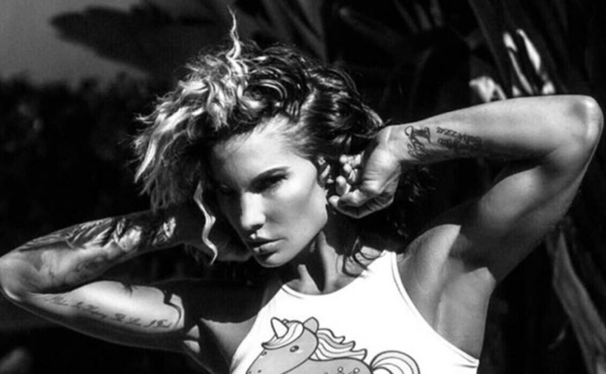 Este miércoles trascendió que la famosa competidora femenina del fisicoculturismo estadounidense murió esta semana a la edad de 42 años.