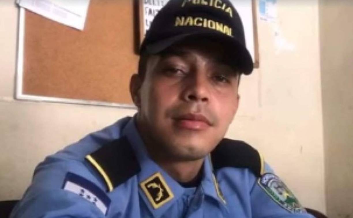 Carlos Alberto Alvarado es el otro oficial muerto en el ataque criminal.