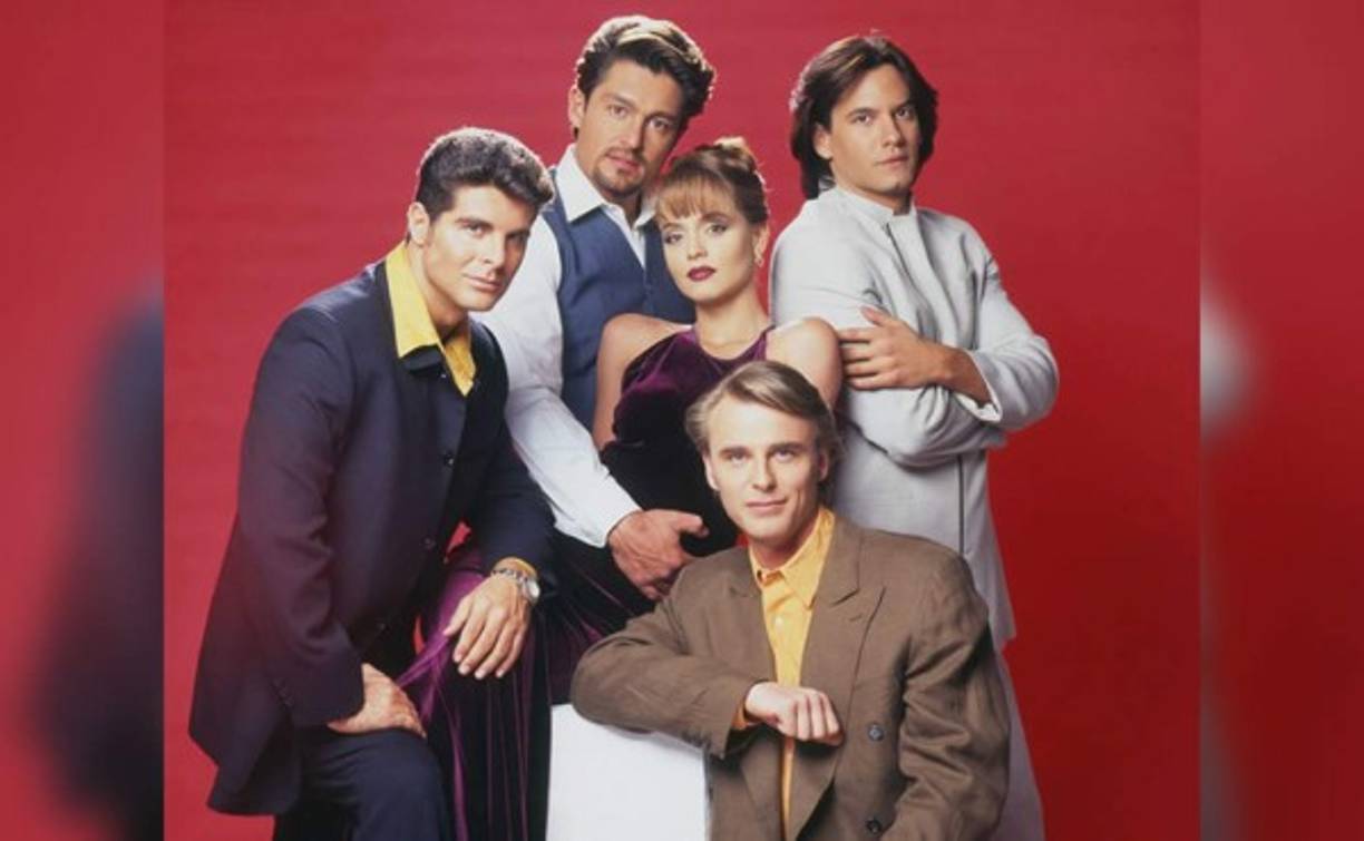 'La usurpadora' fue una de las telenovelas más vistas en Latinoamérica hace casi dos décadas y hasta el día de hoy Gaby Spanic sigue siendo recordada por su doble: el de Paulina Martínez y Paola Bracho. <br/><br/>Echa un vistazo a los actores casi 20 años después de haber estrenado la famosa novela.<br/>