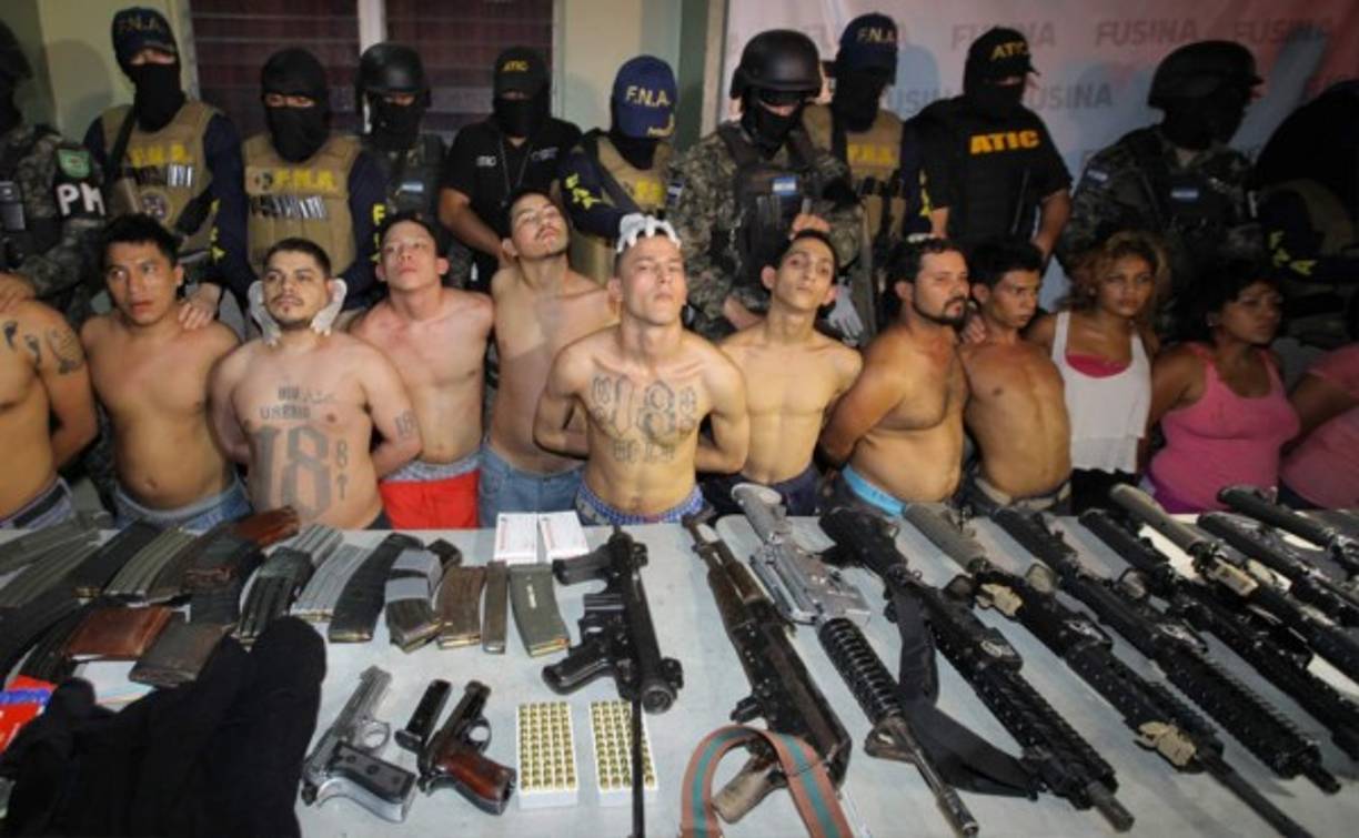 Según el director de la Agencia Técnica de Investigación Criminal (ATIC), Ricardo Castro, el caso de Padilla está 'investigado en un 90 por ciento', pero no se dieron detalles del móvil.<br/><br/>Todo lo decomisado a los criminales está valorado en más de un millón de lempiras señaló el vocero de la Fuerza Nacional Antiextorsión.<br/>