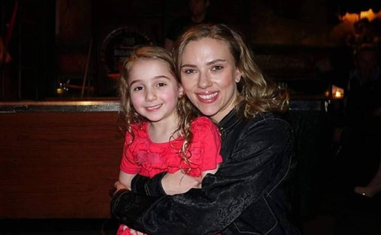 Laurel Griggs - Noviembre 5 de noviembre 2019<br/>Edad: 13 años<br/>Causa de muerte: Ataque de asma<br/><br/>La joven era una estrella de Broadway desde que tenía seis años, donde <a href='https://www.laprensa.hn/espectaculos/1333604-411/actriz-laurel-griggs-muere-tras-ataque-asma' style='color:red;text-decoration:underline' target='_blank'>había actuado con celebridades como Scarlett Johansson. </a>