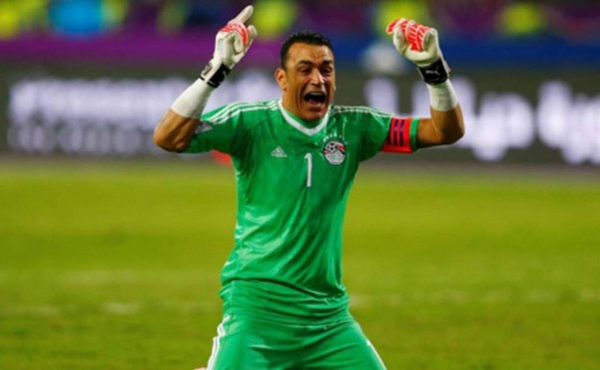 El portero egipcio Essam El-Hadary, 45 años, es el jugador con más edad en un Mundial. También se despidió.