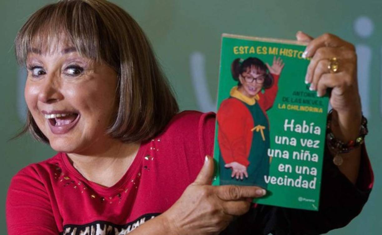 Así luce la Chilindrina. En la vida real, María Antonieta de las Nieves. Entre sus últimos trabajos está el doblaje de películas animadas como Ralph, el demoledor. Ha publicado libros y aún se presenta como su personaje.