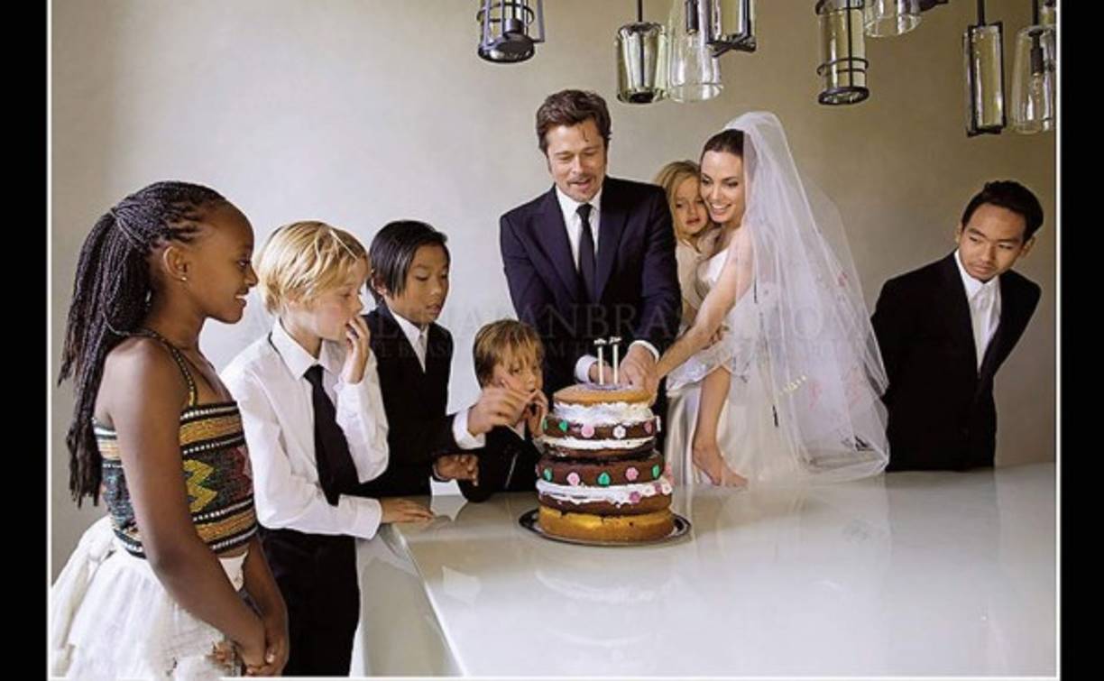 El pastel de boda de Angelina Jolie con Brad Pitt.