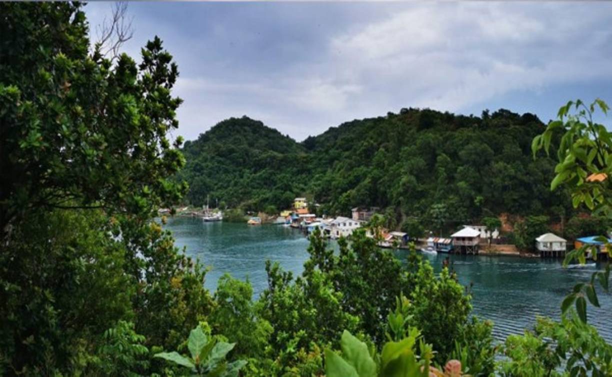 La alerta amarilla emitida para este departamento de la zona insular de Honduras es por 24 horas.