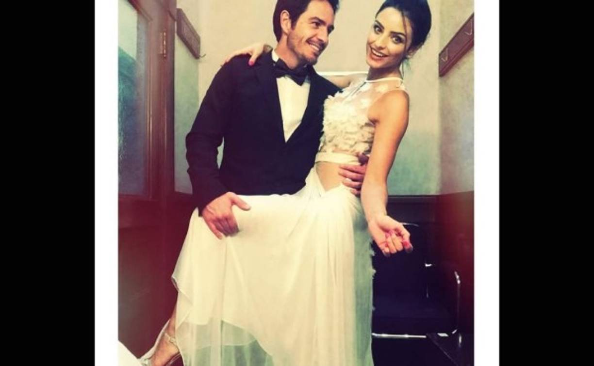 Aislinn Derbez y Mauricio Ochmann se aman.