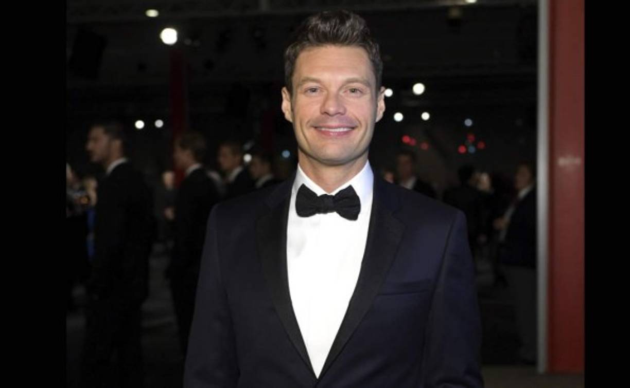 Ryan Seacrest se ubica en la octava posición con la modica cantidad de 65 millones de dólares.