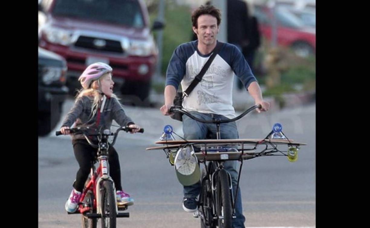 Stephen Moyer tiene cuatro hijos.