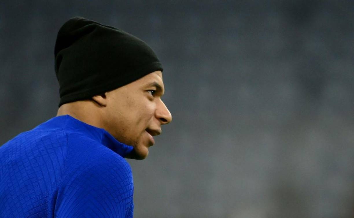 Kylian Mbappé: El francés estará en el ataque del PSG.