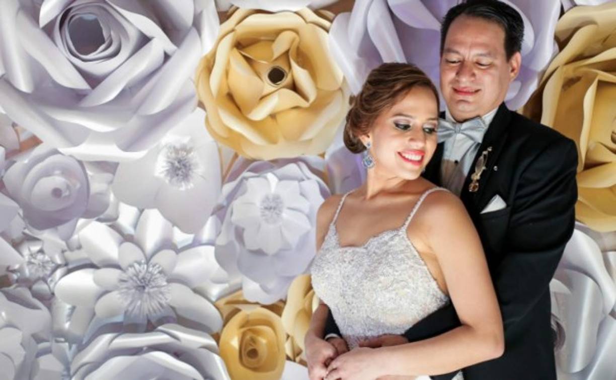 Michel y Jorge.<br/>Magnífica celebración. El enlace Ramos Gaído fue una fusión de fastuosidad, sabor gurmé auténtico y más de 400 invitados. Una de las bodas más producidas e impresionantes de los últimos 10 años en el país.