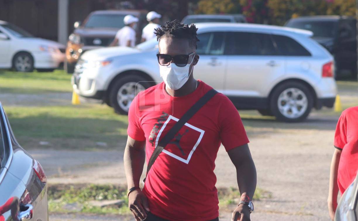 Rubilio Castillo: El delantero hondureño anunció que vuelve al fútbol de Europa ya que se unirá a las filas del CD Tondela de Portugal, club dueño de su ficha.