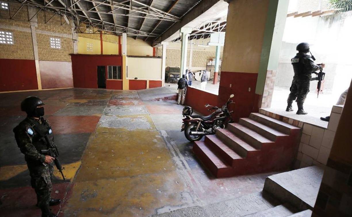 En el periodo de investigación, la Unidad Fiscal de Apoyo al Proceso de la Depuración Policial y la Atic detectaron que Constantino Zavala “no justifica” la cantidad de 16.888.112 lempiras (693,918 dólares).