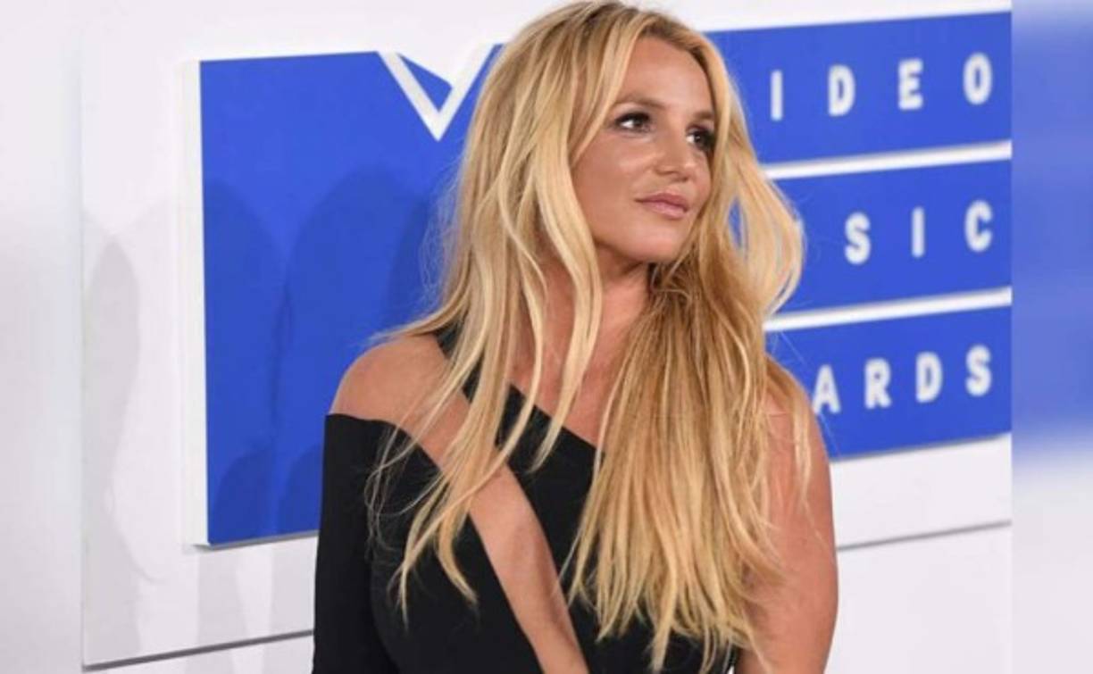 Britney Spears: La princesa del pop sufrió depresión postparto y consumió drogas que la llevaron a tener problemas de conducta.