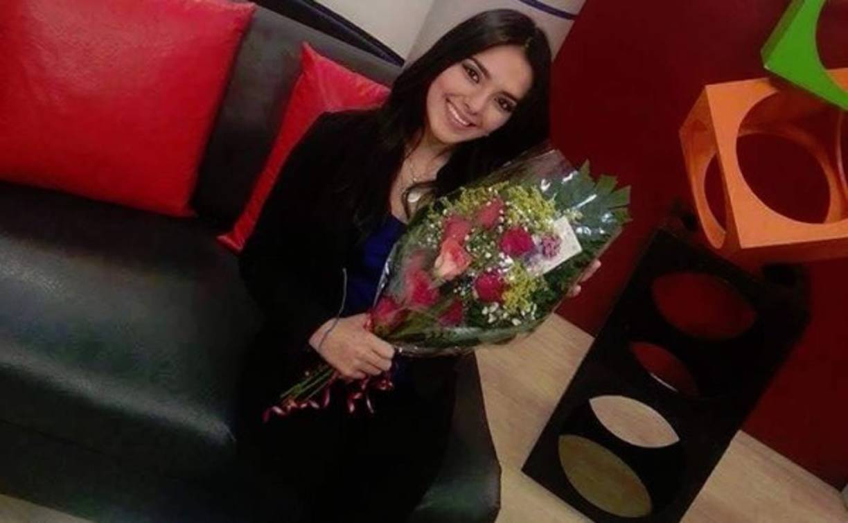 Comienza la angustia de la familia Paz. Su hija Paola Paz desaparece el viernes por la noche cuando se dirigía hacia un negocio cerca de su vivienda en Tegucigalpa.