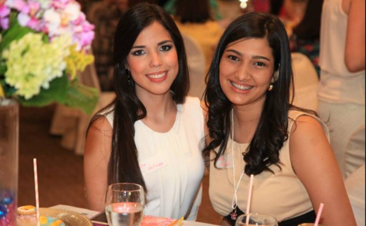 Ariela Ayala y Alicia Tábora.